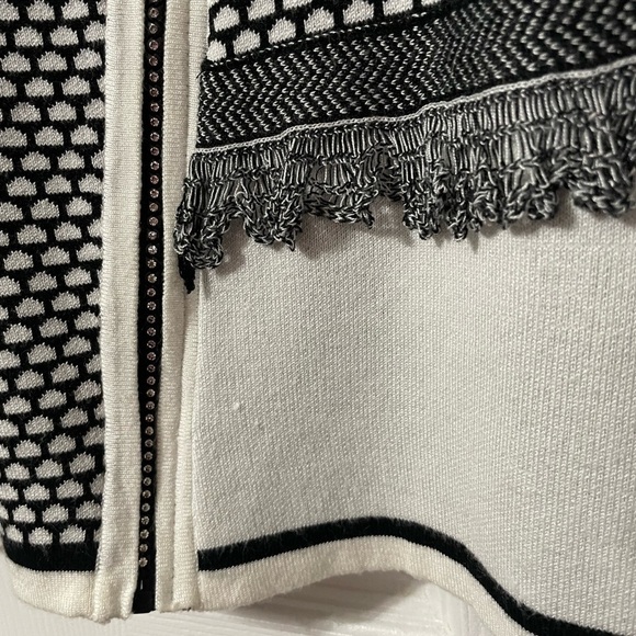 Fontana Women’s Crystal embellished zipper asymmetrical zip sweater size Small - Picture 4 of 13